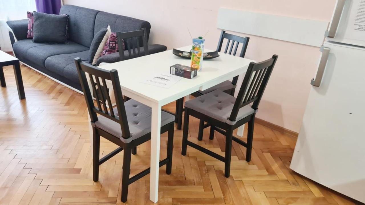 Lovely City Center 1Bd, 1Bt Apartment Sofia Exteriör bild